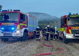 Strohballenturm In Jena Brennt 13082025 03